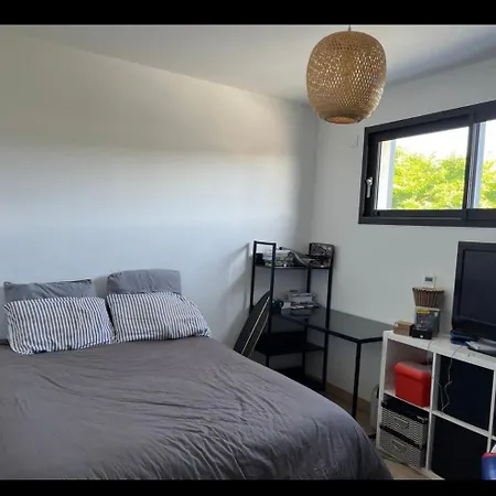 Loue Etage Guest house 3*