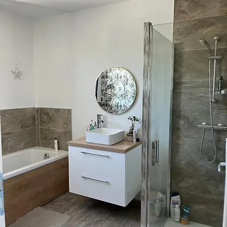 Loue Etage Guest house